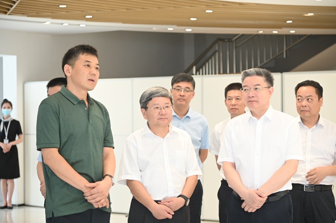 余姚市委书记傅贵荣一行莅临宁波金沙集团www3354cc生物调研园区建设